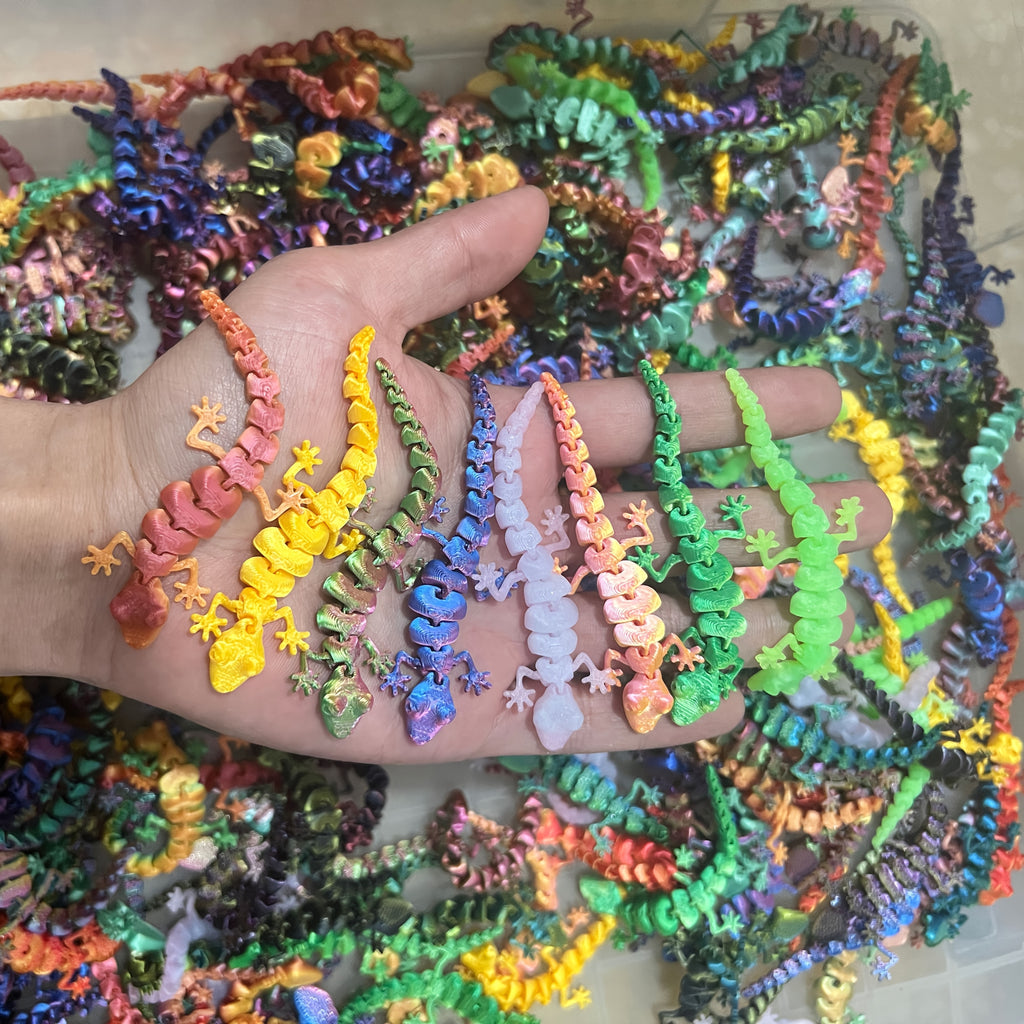 random color 20pcs 3d printed small geckos length 9cm pla
