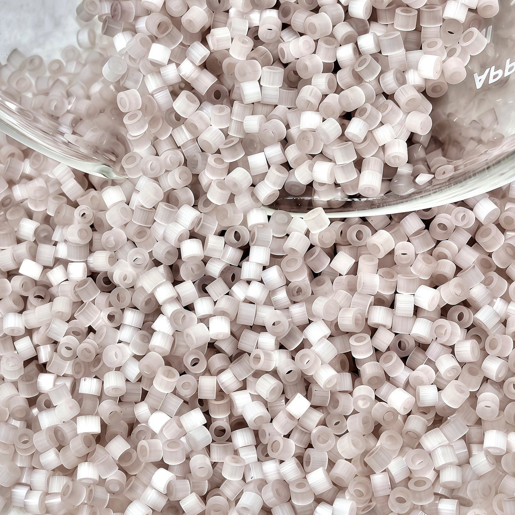 bead kit   1 6mm bright glass seed beads   900pcs